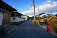 現地（2026年1月8日）撮影。大型車の通行が少なく、騒音や振動が少ないので静かで快適な生活を送れます。