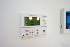 おいだき機能つきなのでお風呂に入る時間が異なるご家庭には嬉しいですね。ボタン一つで快適で便利な生活が＾＾