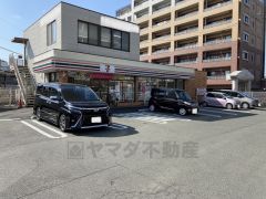 セブンイレブン　粕屋柚須駅前店