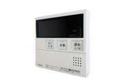 同仕様写真。おいだき機能つきなのでお風呂に入る時間が異なるご家庭には嬉しいですね。ボタン一つで快適で便利な生活が＾＾