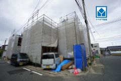 現地（2026年9月7日）撮影。角地。リビング3面採光。バルコニー2面確保。ウォークインクローゼット2箇所完備＾＾ご家族と会話をしながら楽しくお料理ができるアイランドキッチン＾＾