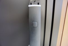 かざすだけで開閉できる、タッチキー採用の玄関。お買い物帰りで、両手がふさがってきても簡単に中に入れます＾＾