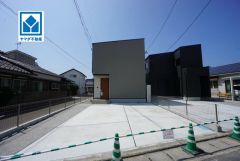 暮らしにゆとりと安らぎを与える開放感いっぱいの吹き抜けが、上下階の一体感も家族のふれあいを演出します＾＾