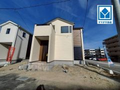 天神行バス停徒歩1分＾＾