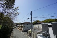 2階バルコニーからの眺望です。周りに高い建物がないので眺望良好です。