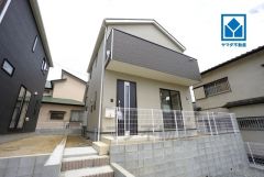 一戸建ての多いエリア。落ち着いた雰囲気で快適な生活を送れます。快適でゆとりのある生活空間で新生活を始めましょう^^