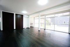 家族の笑顔あふれる団らんのひと時をお過ごしいただける設計になっています。