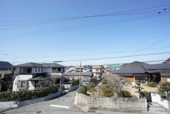 2階バルコニーからの眺望です。前面に遮るものがなく景色を一望できます。