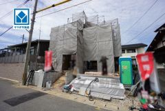 現地（2026年4月24日）撮影。九産大前駅徒歩12分、都心へのアクセス良好。スーパーやコンビニなども近く周辺環境充実。快適でゆとりのある生活空間で新生活を始めましょう^^