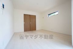 家族が集まる開放的なリビング。思い思いの時間を過ごしたり、家族みんなで食事をしたり、素敵な団らんの場になりますね＾＾