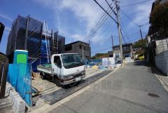 現地（2026年3月26日）撮影。大型車の通行が少なく、騒音や振動が少ないので静かで快適な生活を送れます。