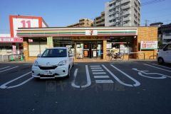 セブンイレブン　福岡千早1丁目店