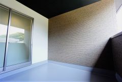 同仕様写真。広々としたバルコニー。 天気のいい日にはお布団もまとめて干せそうですね＾＾ 陽当たり、風通し良好です＾＾