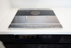 IHクッキングヒーターは火を使わないため、火災の発生リスクを抑えることが出来ます。汚れてもサッとふけてお掃除らくらく＾＾