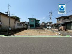 現地（2026年4月27日）撮影。JR福工大前駅徒歩11分でアクセス良好。スーパー、コンビニなども近く周辺環境も充実＾＾快適な新生活を始めませんか＾＾
