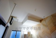 雨の日でも洗濯物が干せる室内物干し完備＾＾
