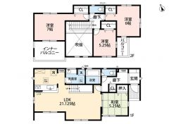 明るく広々とした21.125帖の居住空間＾＾全室2面採光で一日中明るく快適な住環境を実現＾＾玄関ホールやキッチン後方の可動棚4段、各室クローゼットで整理整頓が楽々＾＾