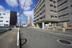 落ち着いた住宅地内で快適な生活を実現してみませんか。