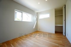 アクセントクロスがオシャレですね。インテリアでどんな部屋にするのか考えるのも楽しみです。