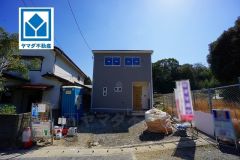 現地（2026年3月11日）撮影。和白東小学校徒歩10分＾＾スーパーやコンビニなども近く周辺環境充実。快適でゆとりのある生活空間で新生活を始めましょう^^