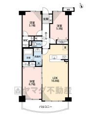 全室5帖以上、収納付き。家具の配置がしやすい縦型リビング。