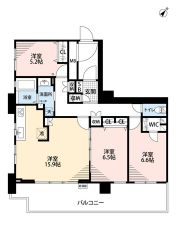 とにかく収納力に優れた間取りです。リビングは15.9帖の開放感あふれる空間です。