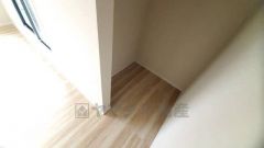 収納力豊富なウォークインクローゼット。洋服や小物などを1箇所にまとめて美しい収納を実現します。