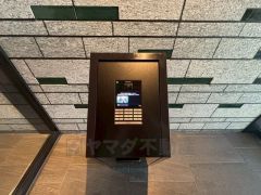 共用部。オートロック完備で安心ですね＾＾