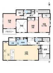 20帖の広々リビング上部は吹抜で開放感たっぷり＾＾リビングは道路の反対側にあるため、歩行者から覗かれる心配がなく、プライバシーが保たれます。