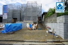 現地（2025年8月5日）撮影。三苫駅徒歩5分で都心へのアクセス良好。スーパーやコンビニなども近く周辺環境充実。快適でゆとりのある生活空間で新生活を始めましょう^^