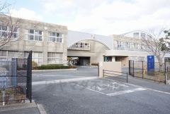 河東西小学校