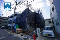 現地（2026年1月15日）撮影。10年間の瑕疵保証が付いた安心の新築戸建。最新の設備で気持ちの良い新生活を送りませんか。