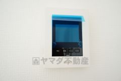 防犯性、セキュリティ対策に安心できるテレビモニター付きインターフォンです。セールスマン対策にもなり安心できます。
