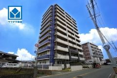 西鉄新宮駅まで徒歩7分＾＾高層階で眺望良好です。お気に入りの家具とインテリアで素敵な部屋を作りましょう。