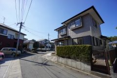 落ち着いた住宅地内で快適な生活を実現してみませんか。