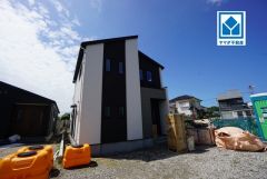 奈多駅徒歩3分、奈多小学校徒歩6分＾＾毎日の通勤・通学・買い物がしやすく、快適に過ごせます。