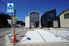 安心で快適にお住まい頂ける長期優良住宅＾＾コミュニケーションが取りやすいリビング階段採用＾＾全居室収納付き＾＾