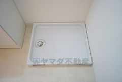 室内洗濯機置場には水漏れを防ぐ防水パン完備。