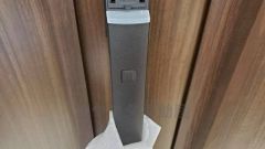 お子様を抱っこしながら簡単に開けられるのが便利なスマートキー。