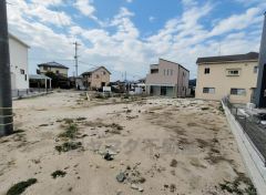 子育てに優しい落ち着いた住環境。130坪以上の敷地に自由な間取りで夢のマイホームを実現して下さい＾＾