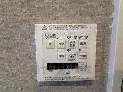 浴室暖房乾燥機には、暖房、乾燥、涼風、換気の4つの機能が付いています。タイマー付きです。換気・雨の日の洗濯も安心です＾＾