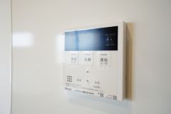 おいだき機能つきなのでお風呂に入る時間が異なるご家庭には嬉しいですね。ボタン一つで快適で便利な生活が＾＾