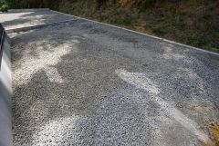 お子様と公園に行けない日も、のびのびお庭で遊べるのがうれしいですね。ガーデニングやお子様のプールなど大活躍です＾＾