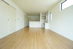 将来にわたって住みやすくプランニングを重ねて設計された間取で日々の生活をしやすい動線を考えた居住空間を創り上げております＾＾