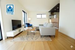 家族が集まる開放的なリビング。思い思いの時間を過ごしたり食事をしたり、素敵な団らんの場になりますね＾＾家具はCGによるイメージ画像です。