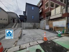 若宮小学校まで徒歩2分と近く、お子様も無理なく通えます。快適でゆとりのある生活空間で新生活を始めましょう^^