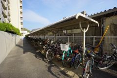 自転車置き場。