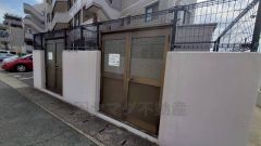 しっかりと扉の閉まるゴミ置き場。ゴミが散らかる心配もありません。