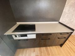 IHクッキングヒーターは火を使わないため、火災の発生リスクを抑えることが出来ます。汚れてもサッとふけてお掃除らくらく＾＾