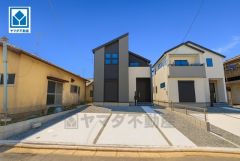 古賀駅徒歩10分、都心へのアクセス良好。スーパーやコンビニなども近く周辺環境充実。快適でゆとりのある生活空間で新生活を始めましょう^^